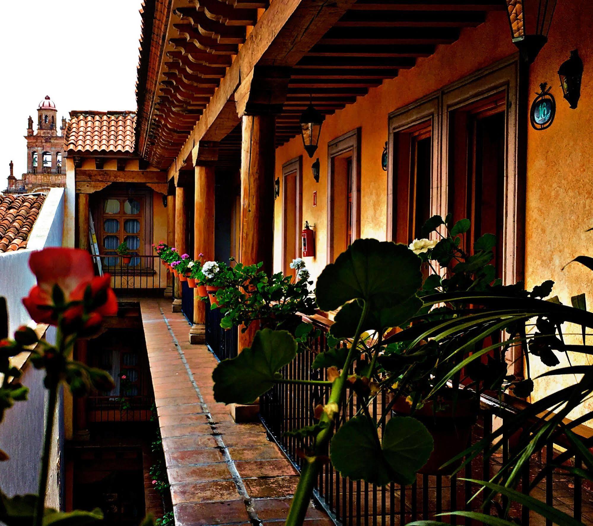 Hotel Refugio Del Angel Pátzcuaro Dış mekan fotoğraf