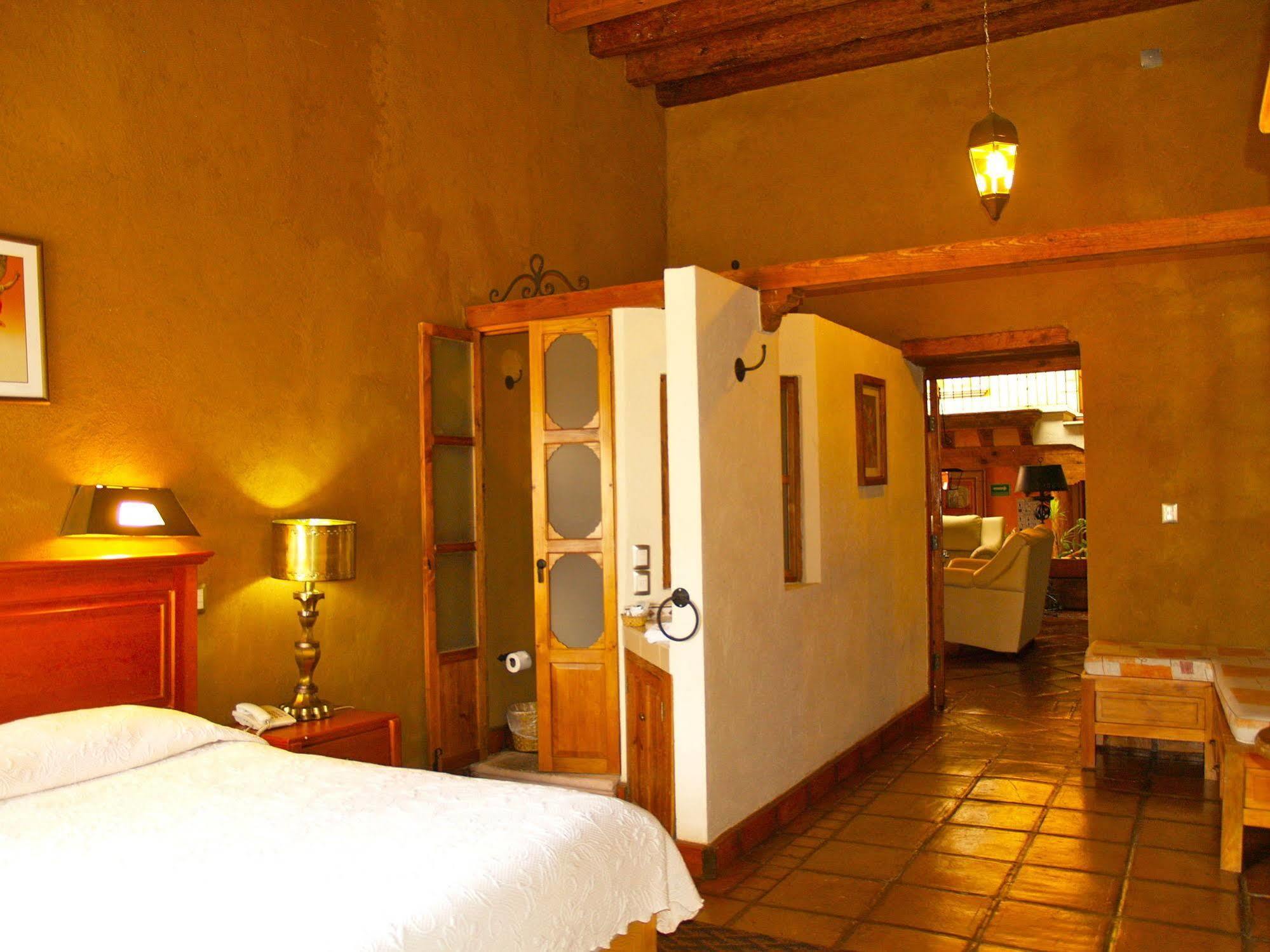 Hotel Refugio Del Angel Pátzcuaro Dış mekan fotoğraf