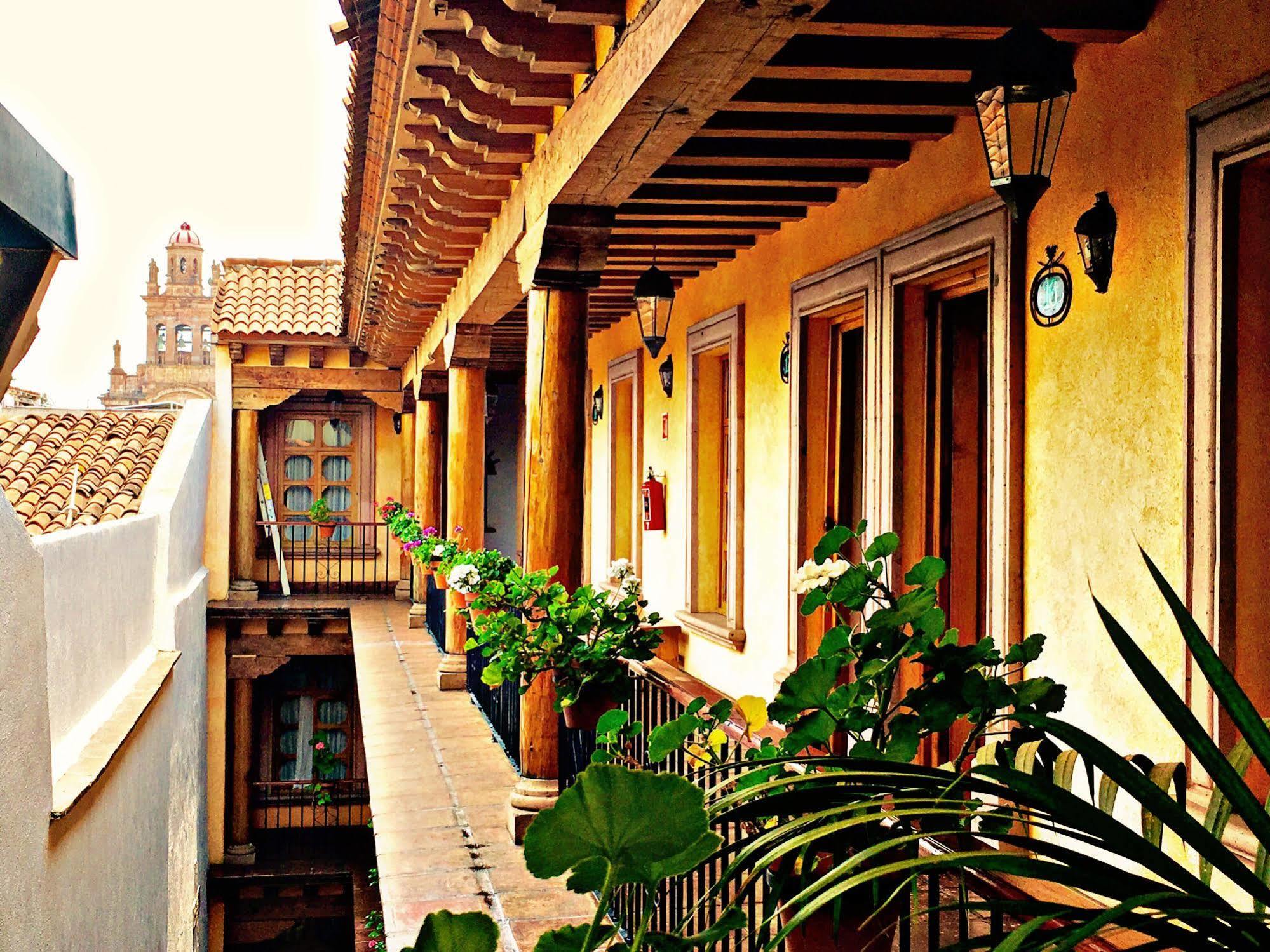 Hotel Refugio Del Angel Pátzcuaro Dış mekan fotoğraf
